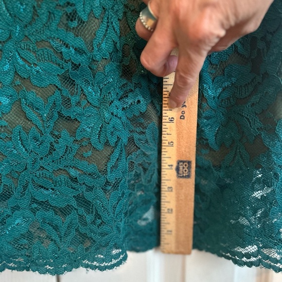 Kit from the Kloth lace pencil dress - Picture 11 of 15